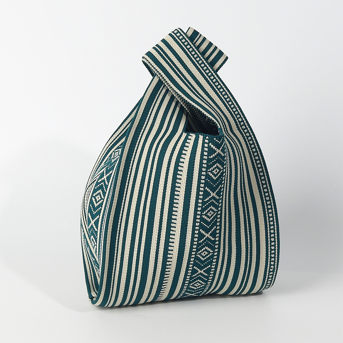 Line Pattern Knitted Crocheted - Outdoor Camping Outfit のレビューと価格