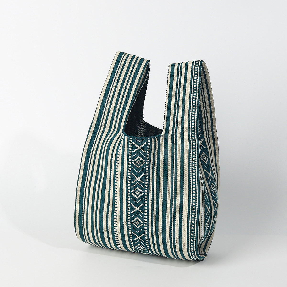 Line Pattern Knitted Crocheted - Outdoor Camping Outfit のレビューと価格